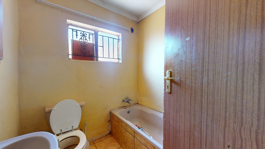 To Let 3 Bedroom Property for Rent in Ikageng North West